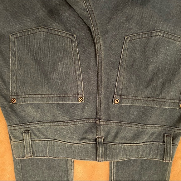 Hue Ultra Soft High Waist Denim Leggings - size small. EUC. - Picture 15 of 16